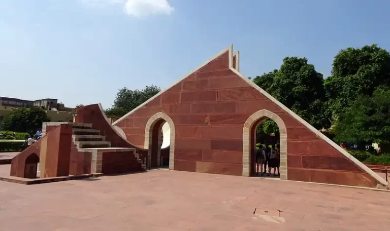 Hindu Panchanga jantar-mantar3